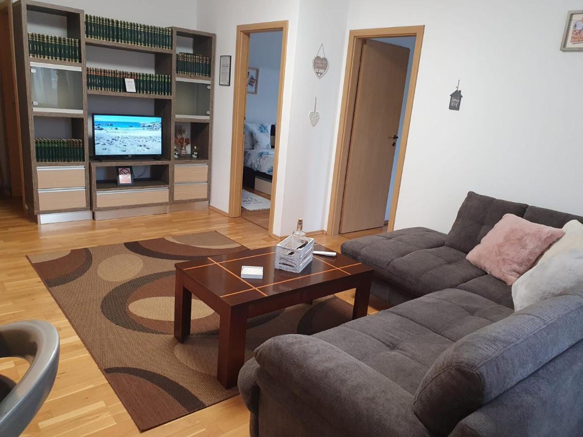 Smiley Apartment Sibiu Extérieur photo