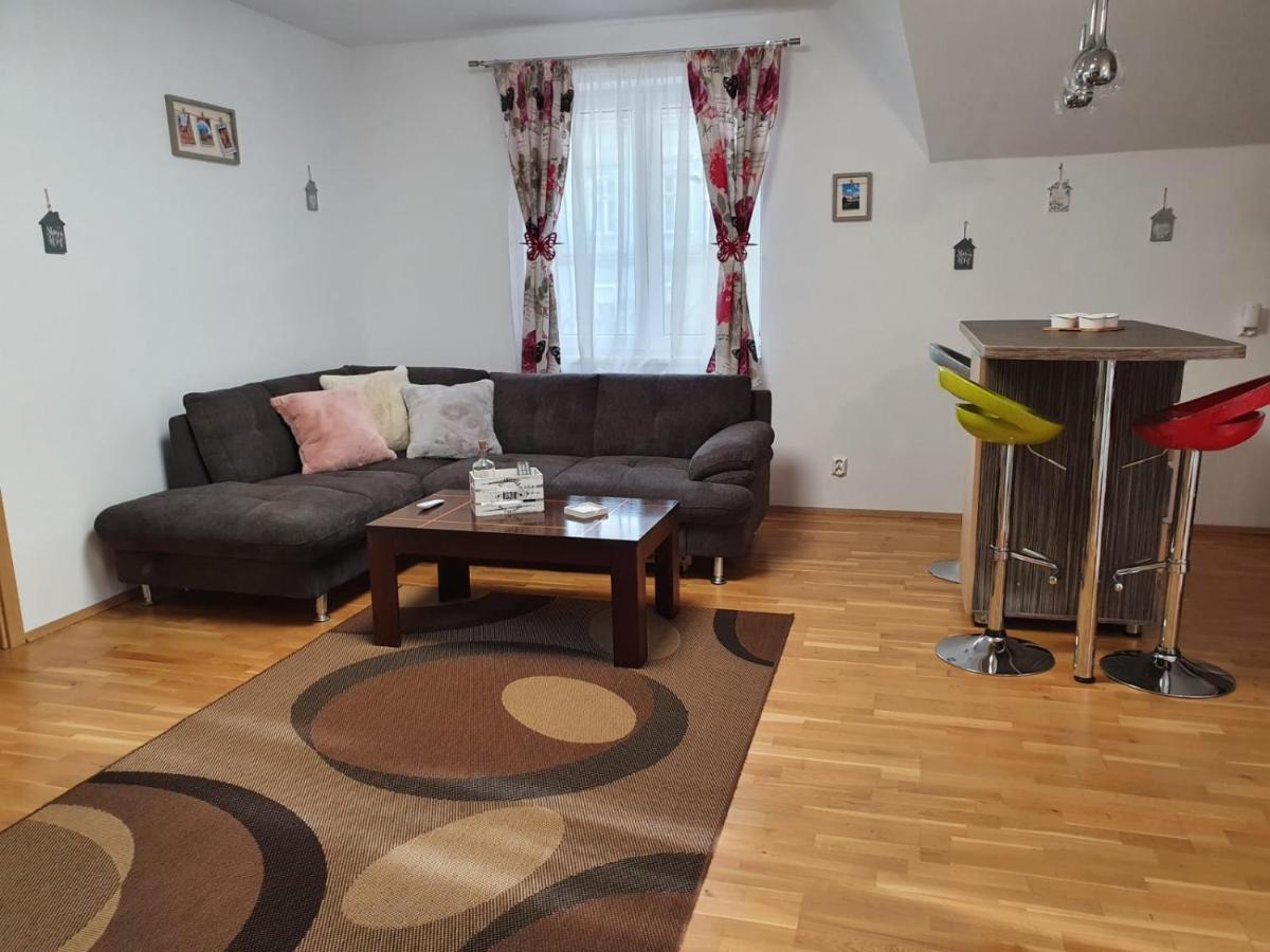 Smiley Apartment Sibiu Extérieur photo
