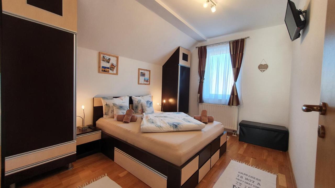 Smiley Apartment Sibiu Extérieur photo