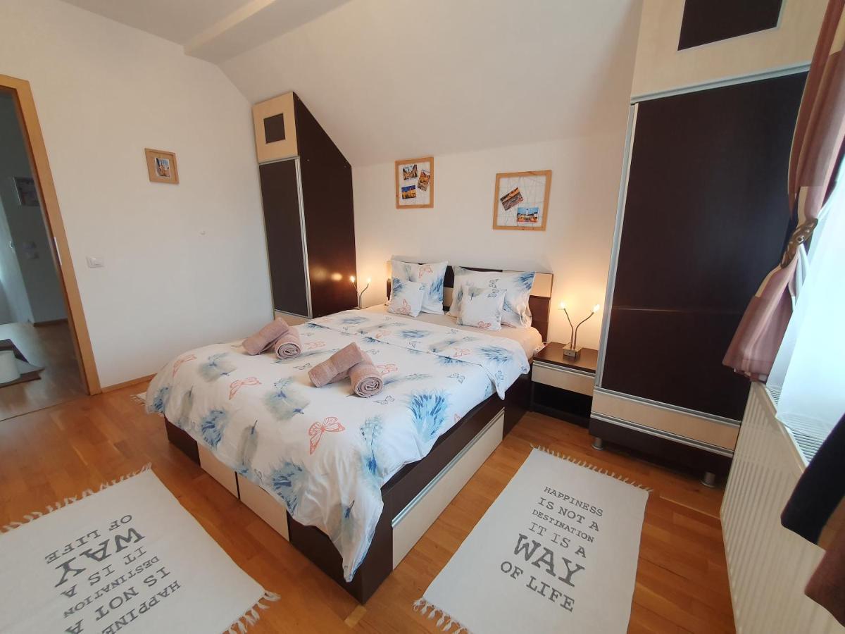 Smiley Apartment Sibiu Extérieur photo